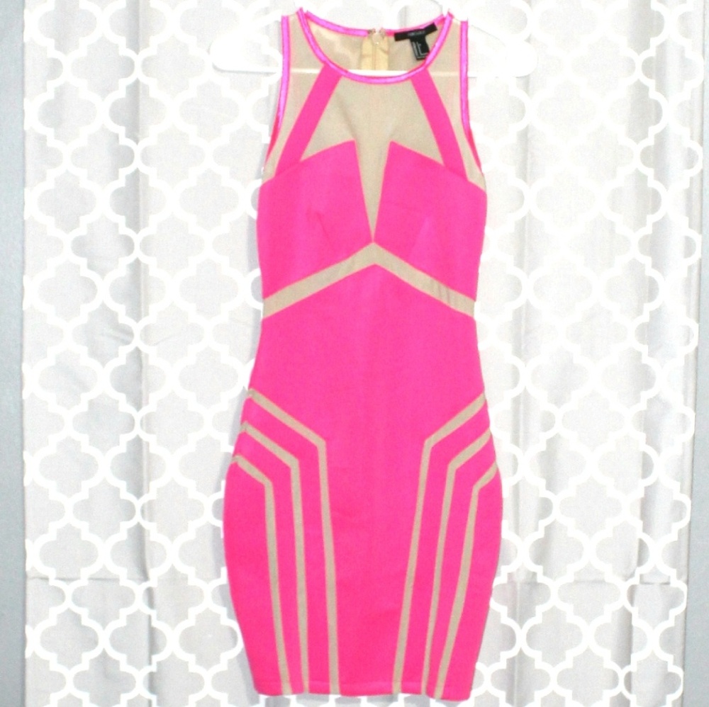 COPY - BRAND NEW W/O TAGS BODYTIGHT HOT PINK DRESS